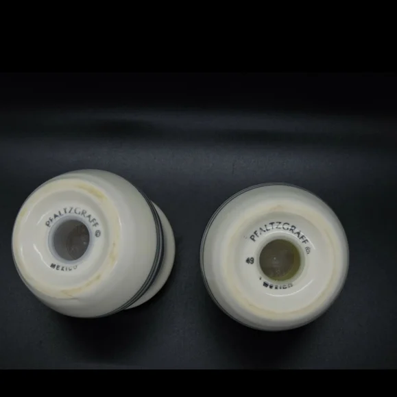 Pfaltzgraff - Rio Pattern (#49) Salt & Pepper Shaker Set - Mexico - Picture 7 of 8